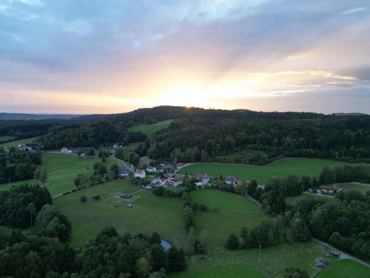 Idyllisches Haeuschen Im Gruenen Apartment Waidhaus